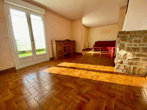 A VENDRE MAISON 5 CHAMBRES A 600 m DE LA GARE