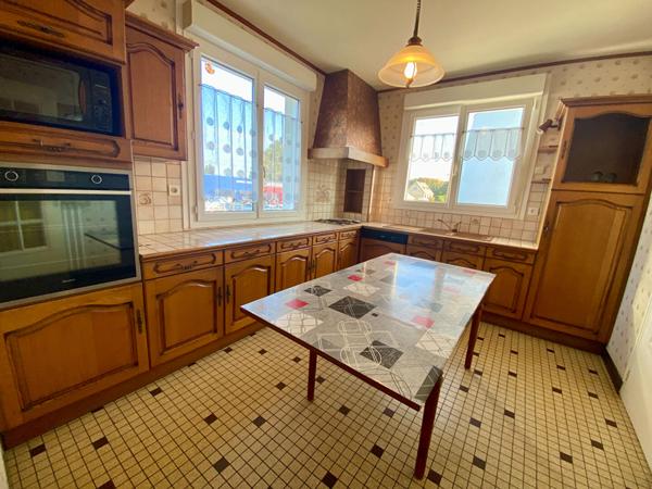 A VENDRE MAISON 5 CHAMBRES A 600 m DE LA GARE