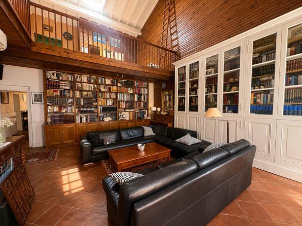 Belle Toulousaine T8 230m² sur parcelle arborée avec piscine de pus de 1900m²