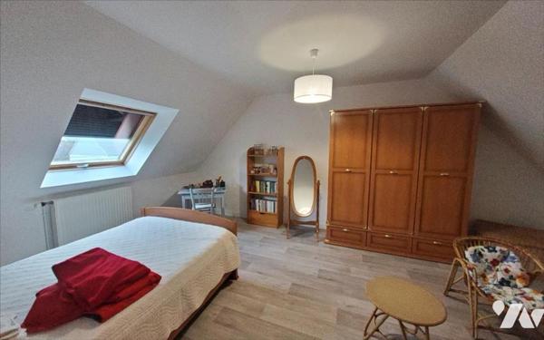 CARHAIX - MAISON 6 PIECES