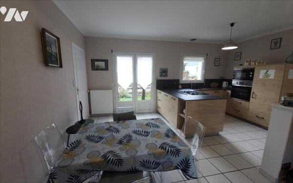 CARHAIX - MAISON 6 PIECES