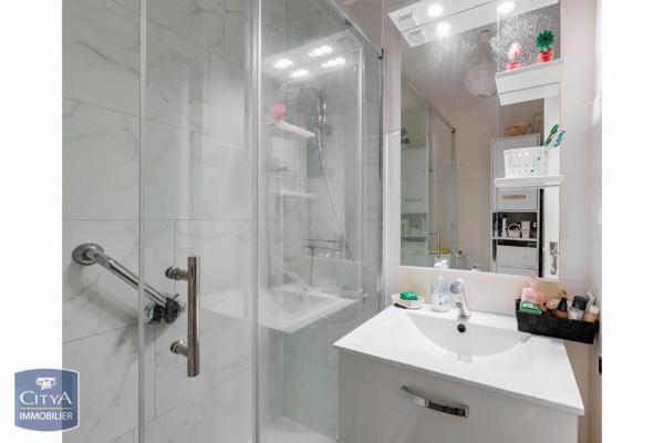 Appartement à vendre 3 pièces 71.39m² Vichy (03200)