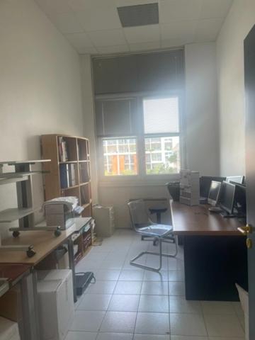 MARSEILLE 12E ARR à vendre Plateau local/bureaux PMR 207m2 + Terrasse SAINT BARNABE VILLAGE 840 000 EUROS