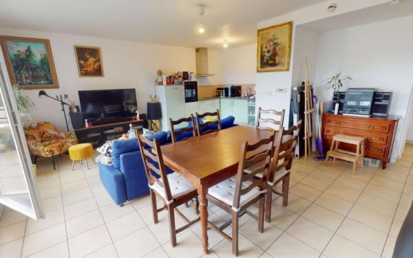 Appartement à vendre    3 pièces • 74,84 m2 Lyon 7