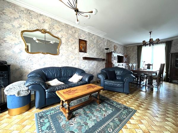 Pavillon familial semi enterré secteur Bourny, Laval