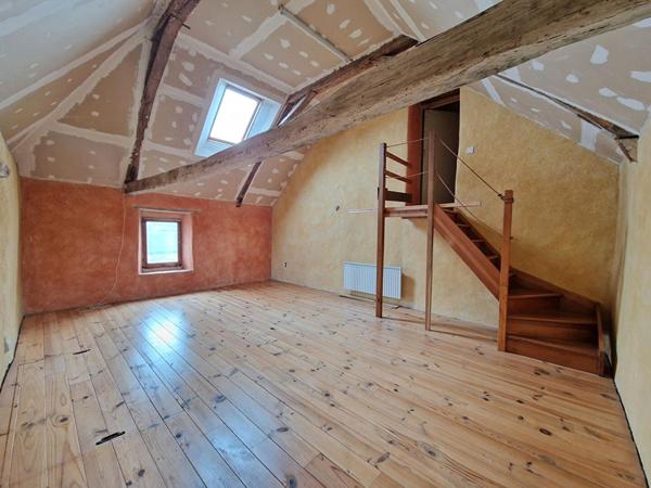 Maison Saint Germain Le Fouilloux 8 pièce(s) 250 m2