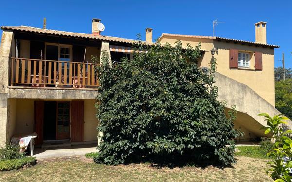 Maison à vendre    4 pièces •  Meynes