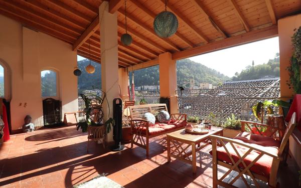 Appartement à vendre    3 pièces • 64,26 m2 L'Escarène