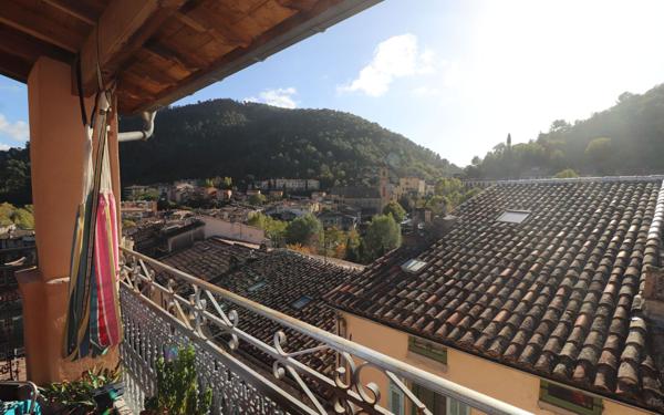 Appartement à vendre    3 pièces • 64,26 m2 L'Escarène