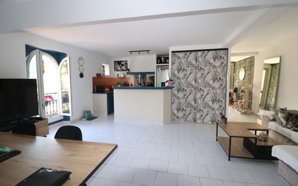 Appartement à vendre    3 pièces • 64,26 m2 L'Escarène