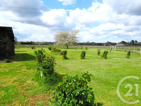Maison à vendre  4 pièces - 115 m 2   BUDOS  - 33