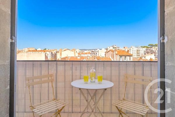 Appartement F3 à vendre  3 pièces - 95 m2 MARSEILLE - 13005