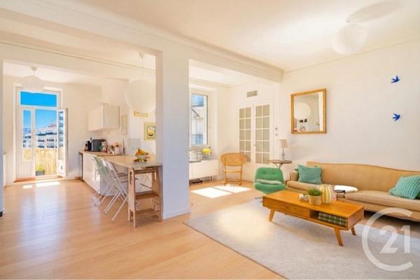 Appartement F3 à vendre  3 pièces - 95 m2 MARSEILLE - 13005
