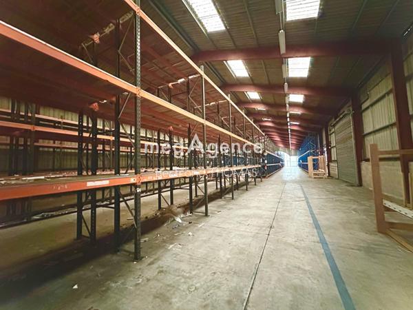 Local Commercial à BRUZ, 35170 - 1 pièce 1500m²