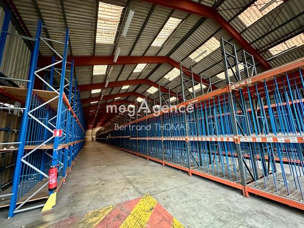 Local Commercial à BRUZ, 35170 - 1 pièce 1500m²