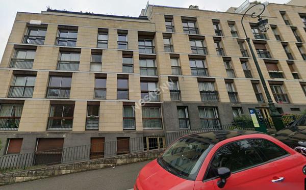 CENTRE DE PUTEAUX : studio