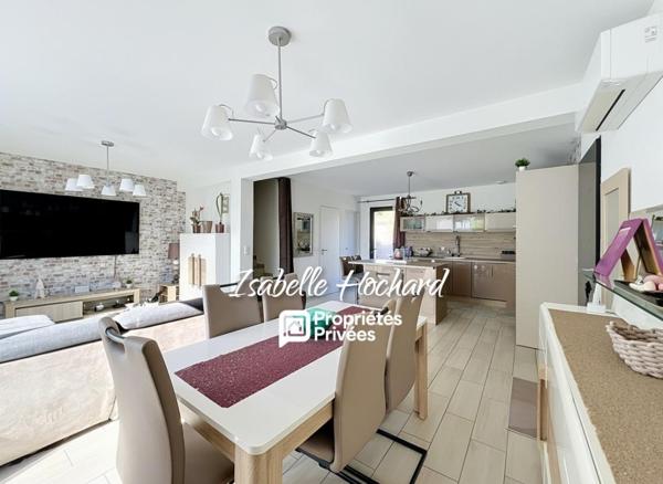 GARÉOULT MAISON RÉCENTE T4 DE 89 m²  3 CHAMBRES TERRAIN 315 m²