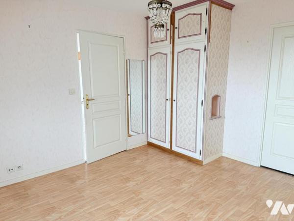 A VENDRE 56 VANNES LA MADELEINE, APPT T3, 83,50m² dernier étage Garage