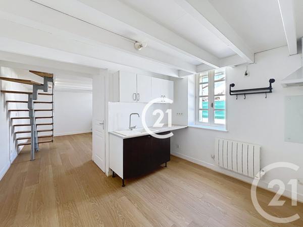 Maison à vendre  3 pièces - 53 m 2   COGNAC  - 16