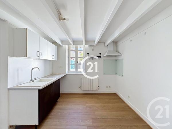 Maison à vendre  3 pièces - 53 m 2   COGNAC  - 16