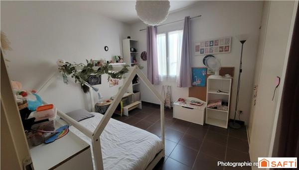 Jolie maison récente sur Jonquière