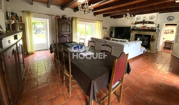 Charmante chaumière de 167 m² sur un terrain de 3403 m²