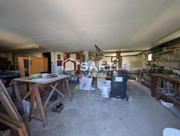 MAISON INDIVIDUELLE SUR SOUS-SOL, JARDIN, GARAGE