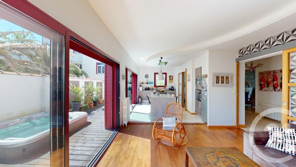 Maison à vendre  5 pièces - 140 m 2   DAX  - 40