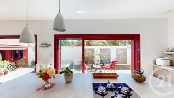 Maison à vendre  5 pièces - 140 m 2   DAX  - 40
