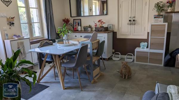 Maison à louer 3 pièces 77.61m² Mareau-aux-Prés (45370)
