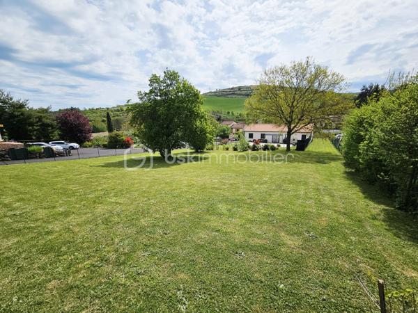 Terrain de 761 m²