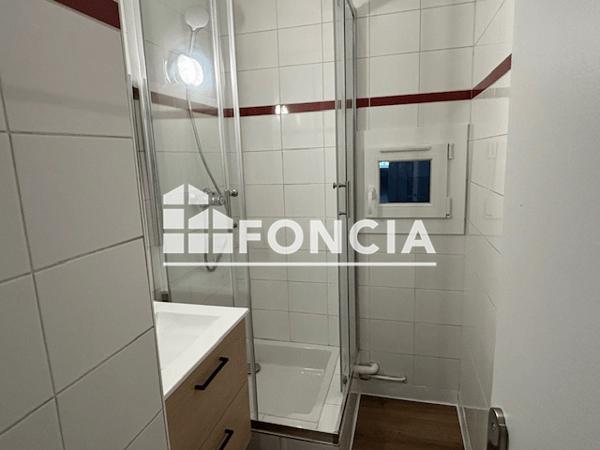 Location Appartement 3 pièces 53.87 m² - 16 RUE DE BASTILLE Fontaine 38600