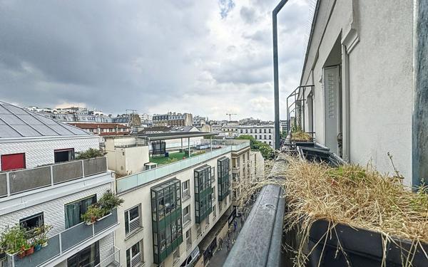 Appartement à vendre    4 pièces • 80 m2 Paris 11