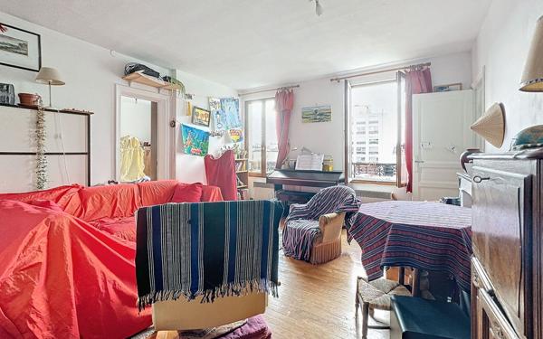 Appartement à vendre    4 pièces • 80 m2 Paris 11