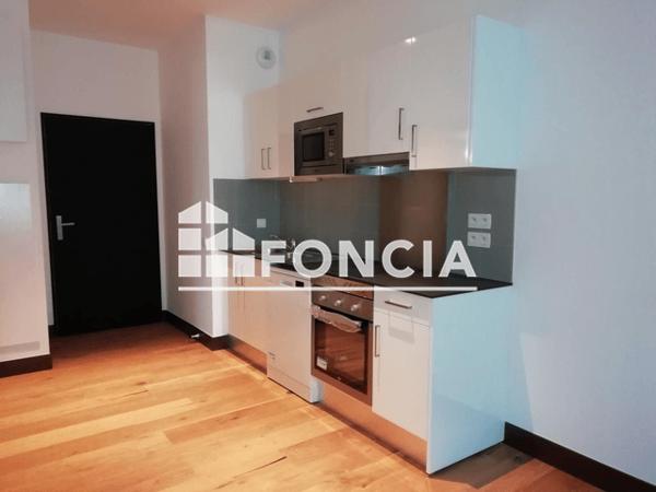 Location Appartement 2 pièces 37.05 m² - 10 QUAI AUX VIVRES Rochefort 17300