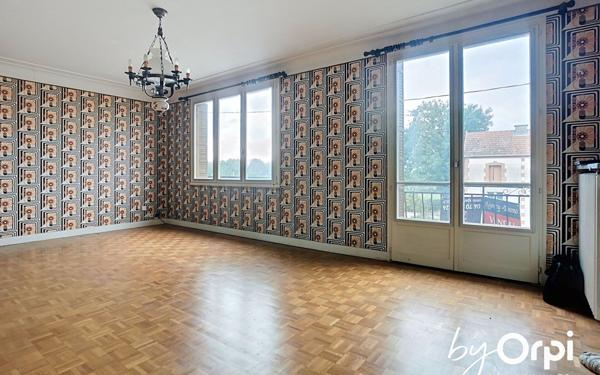 Maison à vendre    3 pièces •  Menat