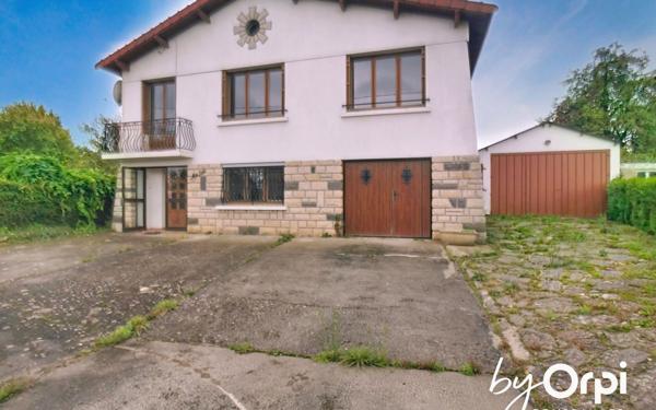 Maison à vendre    3 pièces •  Menat