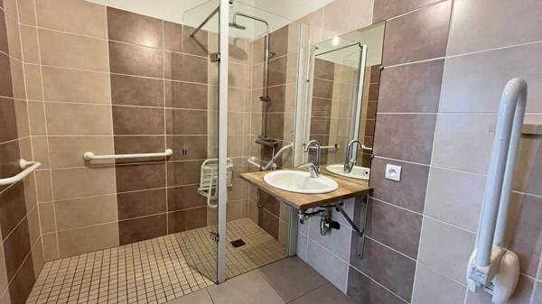 Maison Mayenne 10 pièce(s) 200 m2