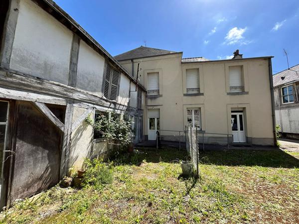 Maison Mayenne 10 pièce(s) 200 m2