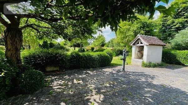 Maison à vendre à Luynes dans l'Indre-et-Loire (37230), ref : 999/3689   
LUYNES
