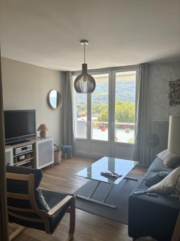 Appartement T 4 – Cour de la libération – Grenoble