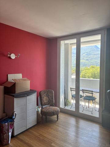 Appartement T 4 – Cour de la libération – Grenoble