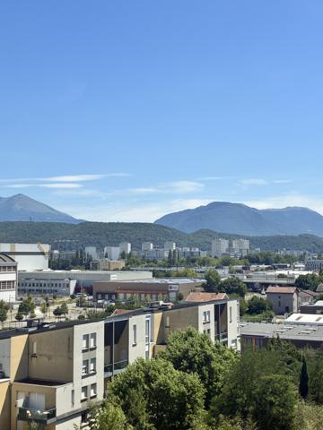 Appartement T 4 – Cour de la libération – Grenoble