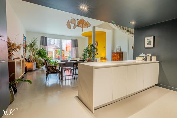 NANSOUTY BORDEAUX- GRANDE MAISON FAMILIALE