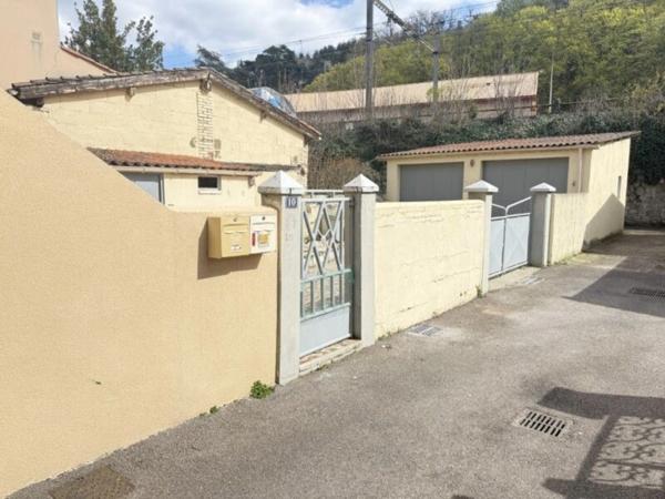 Maison de ville  à vendre 8 pièces RIVE DE GIER (42)
