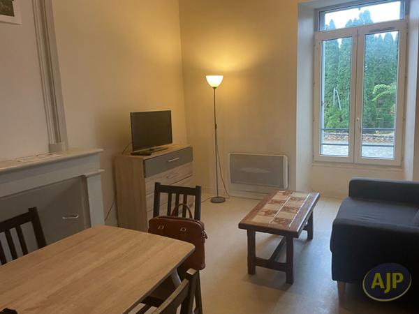 Vente appartement Saintes : 122 500 € - AJP Immobilier Saintes
