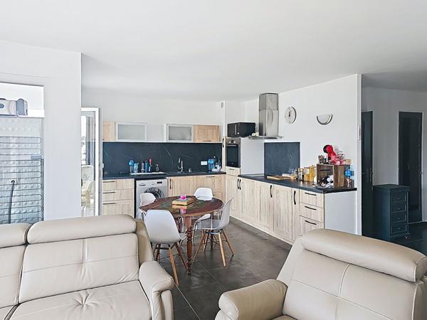 Appartement Six Fours Les Plages 2 pièces - Bord de mer et Pleine vue mer