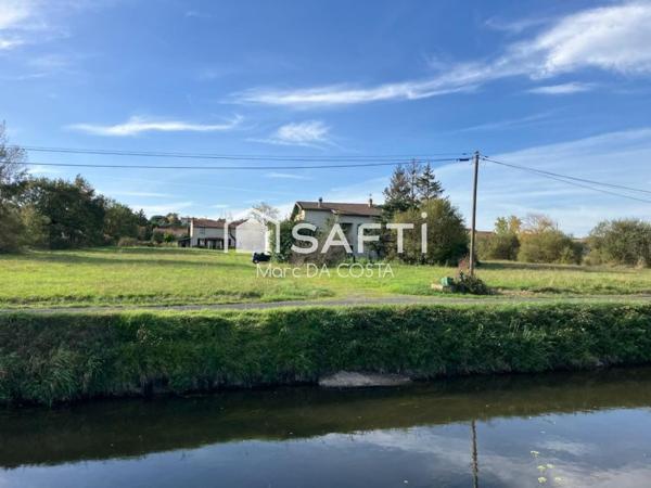MAISON 180M2.3 CHAMBRES.SOUS SOL COMPLET.TERRAIN 5000 M2