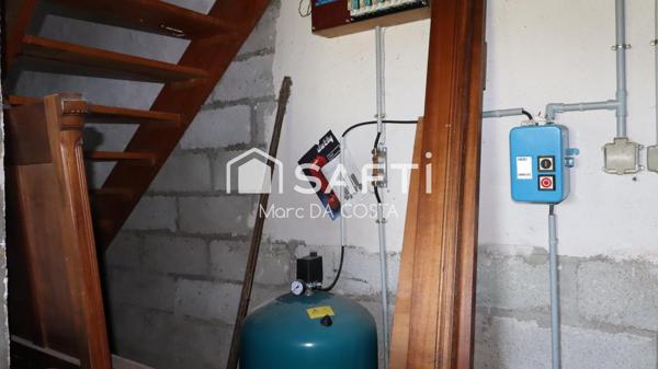 MAISON 180M2.3 CHAMBRES.SOUS SOL COMPLET.TERRAIN 5000 M2