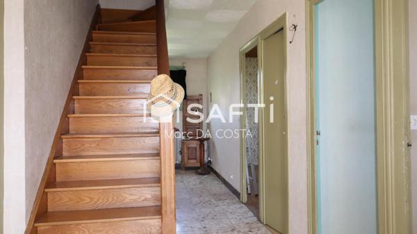 MAISON 180M2.3 CHAMBRES.SOUS SOL COMPLET.TERRAIN 5000 M2